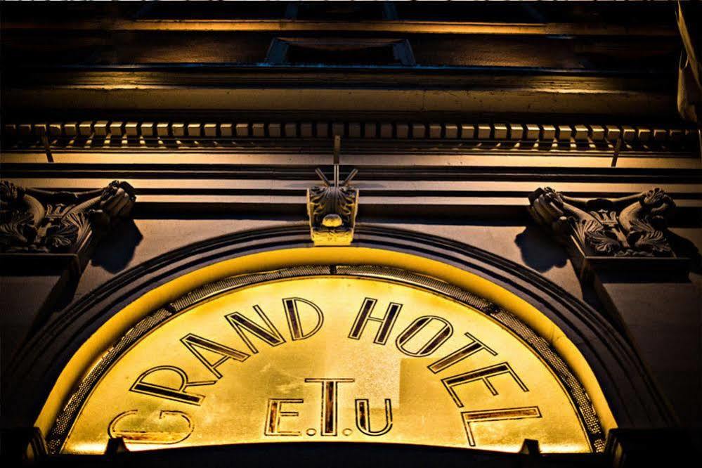 Grand Hotel & Spa Uriage Saint-Martin-d'Uriage Exterior photo